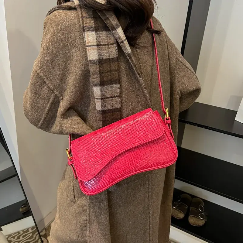 LEFTSIDE Small PU Leather Flap Shoulder Bag for Women 2024 Winter New Trend Y2K Handbags and Purses Females Crossbody Bags