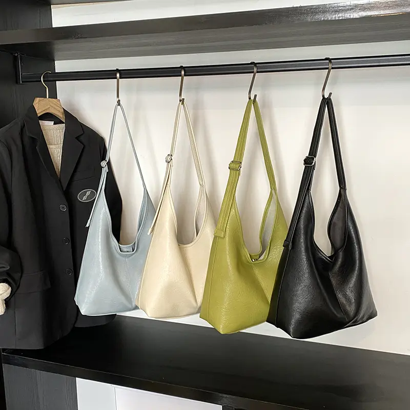 LEFTSIDE Design High-capacity PU Leather Underarm Bags for Women 2025 New Female Shoulder Hobo Bag Soft Solid Color Handbags