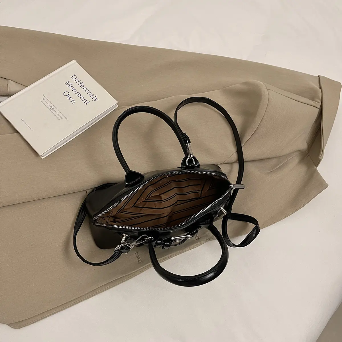 LEFTSIDE Women Small PU Leather Shoulder Bag 2025 New Trend Fashion Y2K Simple Short Handle Crossbody Tote Bag Female Handbag