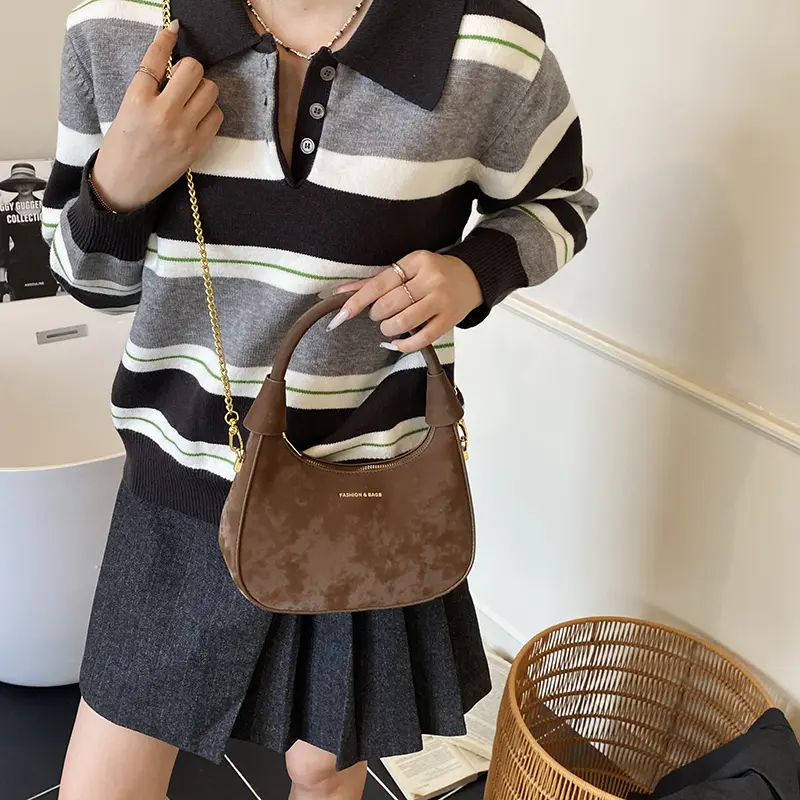 LEFTSIDE Luxury PU Leather Small Saddle Bag Female Underarm Bag 2025 Winter Retro Female Chain Handbags Crossbody Shoulder Bag
