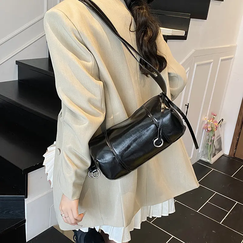 LEFTSIDE 2025 New Design Women's Small PU Leather Crossbody Bag New Handbags and Purses Solid Color Retro Bucket Shoulder Bags