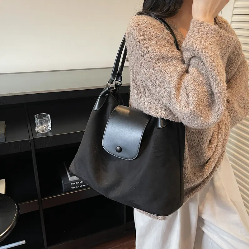 LEFTSIDE Vintage Large Capacity PU Leather Shoulder Bags for Women Crossbody Bag 2025 Winter Luxury Designer New Trend Handbags