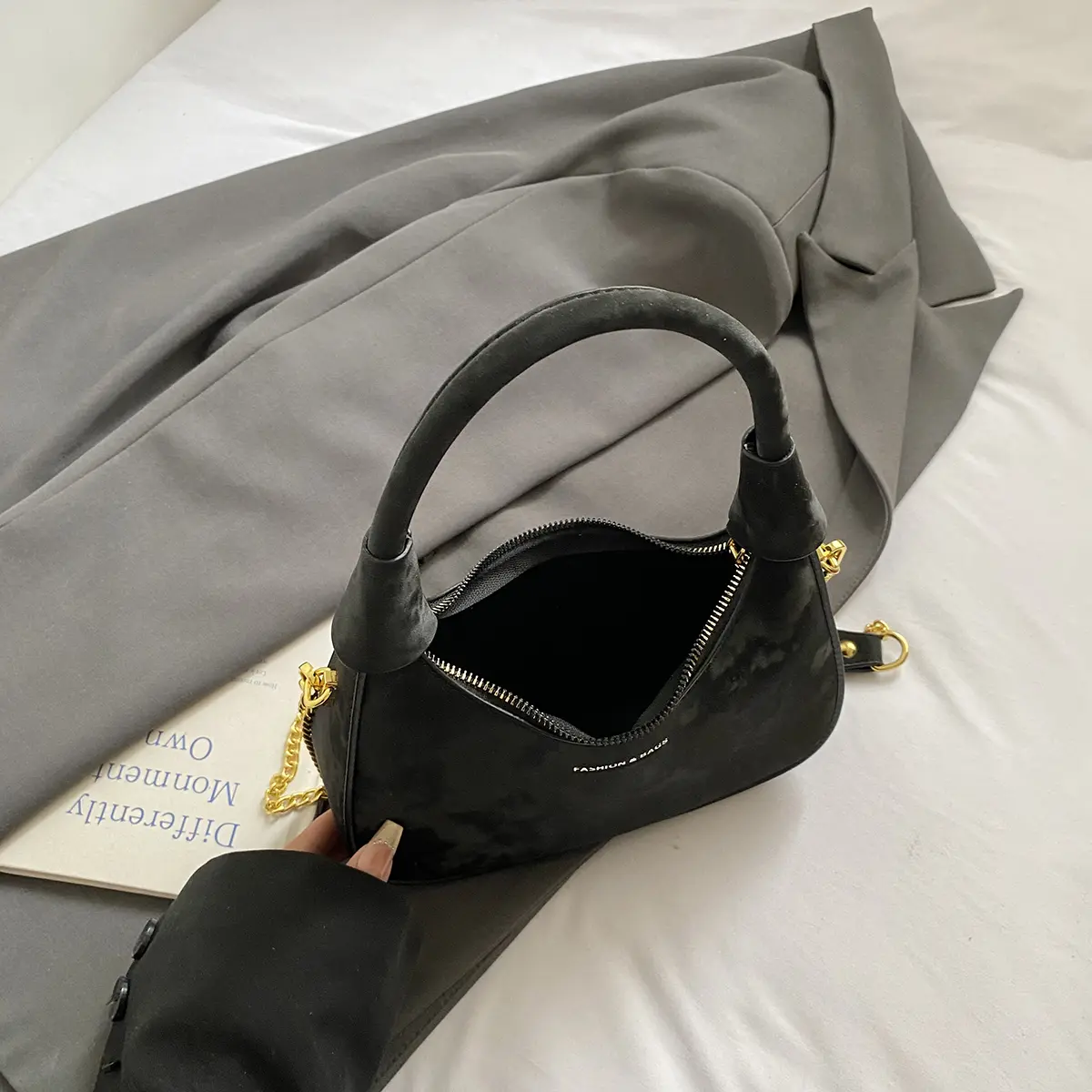 LEFTSIDE Luxury PU Leather Small Saddle Bag Female Underarm Bag 2025 Winter Retro Female Chain Handbags Crossbody Shoulder Bag