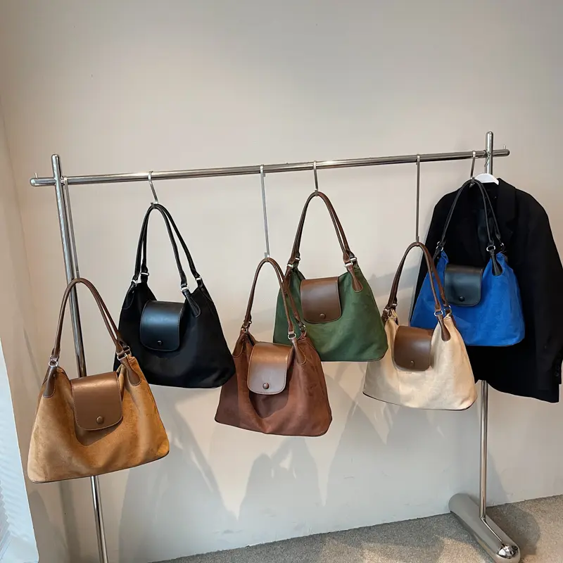 LEFTSIDE Vintage Large Capacity PU Leather Shoulder Bags for Women Crossbody Bag 2025 Winter Luxury Designer New Trend Handbags