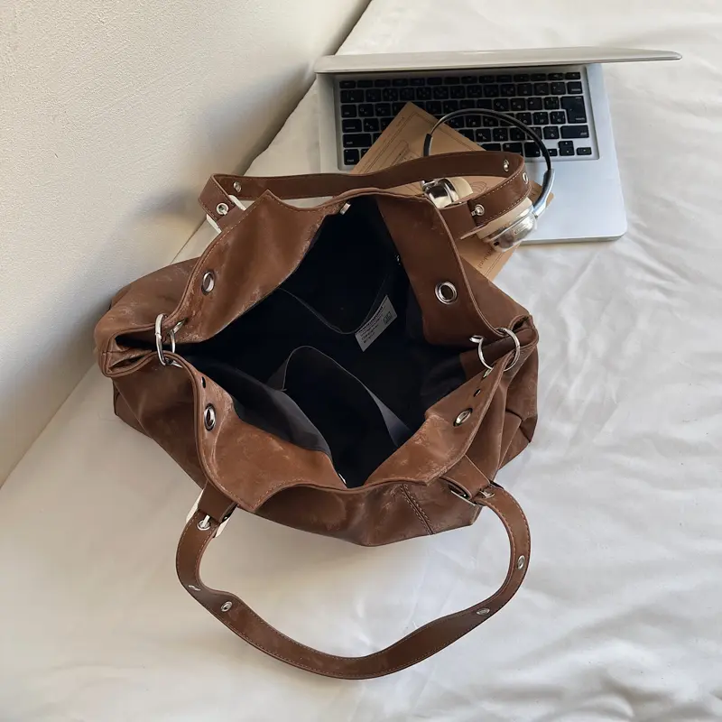 LEFTSIDE Women's High Capacity PU Leather Armpit Shoulder Bag 2025 Winter New Retro Tote Bag Luxury Brand Designer Handbags
