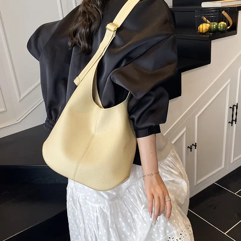 LEFTSIDE Design High-capacity PU Leather Underarm Bags for Women 2025 New Female Shoulder Hobo Bag Soft Solid Color Handbags