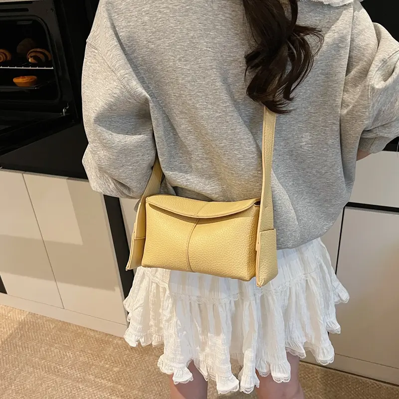 LEFTSIDE Small PU Leather Flap Crossbody Bags for Women 2025 New Trend Fashion Simple Shoulder  Bag Females Handbags and Purses