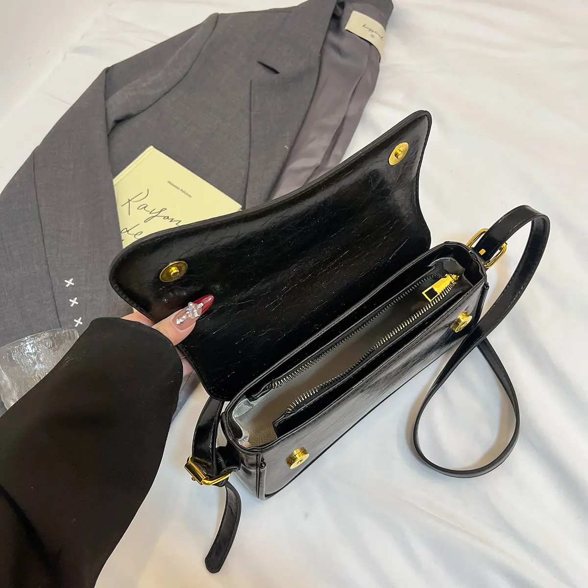 LEFTSIDE Retro Small Flap Crossbody Bags for Women 2025 New Summer Trend Fashion Shoulder Bag Females Handbags and Purses