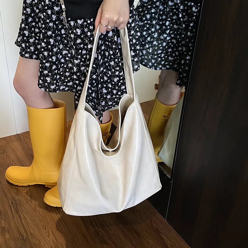 LEFTSIDE High-capacity Shoulder Bags for Women 2025 New PU Leather Females Simple Hobo Bag High Quality Handbags and Purses