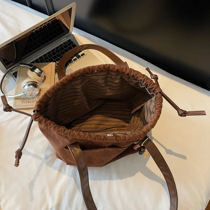 LEFTSIDE Women PU Leather Shoulder Bag 2025 Winter Retro Drawstring Bag Luxury Designer Trend Casual Style Handbags and Purses