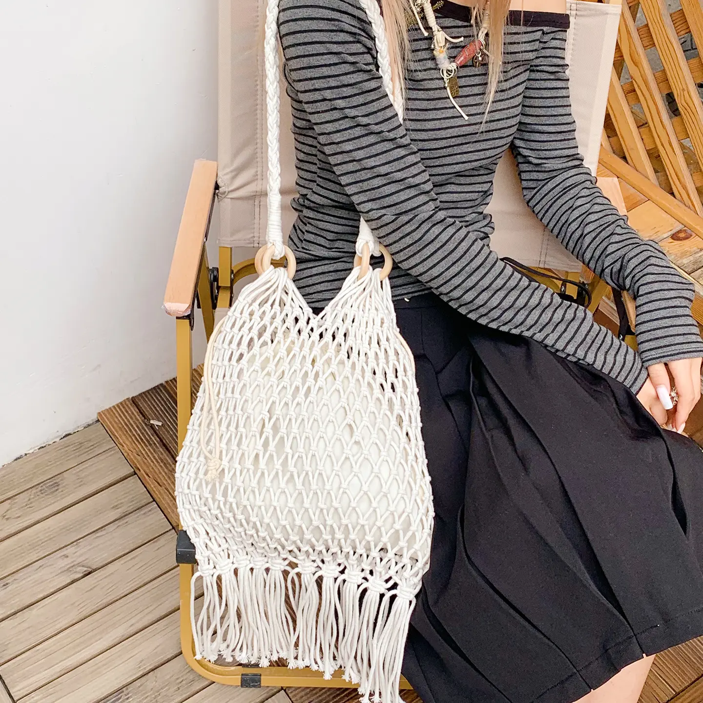 LEFTSIDE Woven Crossbody Bags for Women 2025 Summer Ladies ​ Shoulder Bag Females Beach Bags Summer Tassels Handbags and Purses