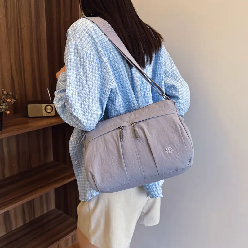 LEFTSIDE New Style Women's Bag Cloth Shoulder Bag 2025 Female Crossbody Bag Multiple Pockets Travel Handbags and Purses