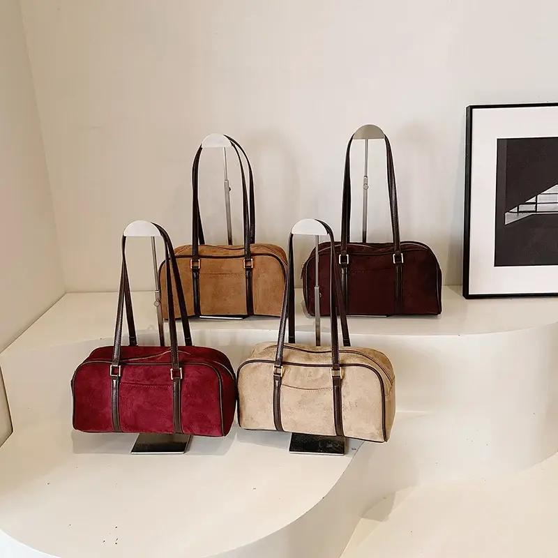 LEFTSIDE Retro Small PU Leather Shoulder Bag for Women 2024 Winter Trend New Y2K Handbags Females Luxury Fashion Tote Bags