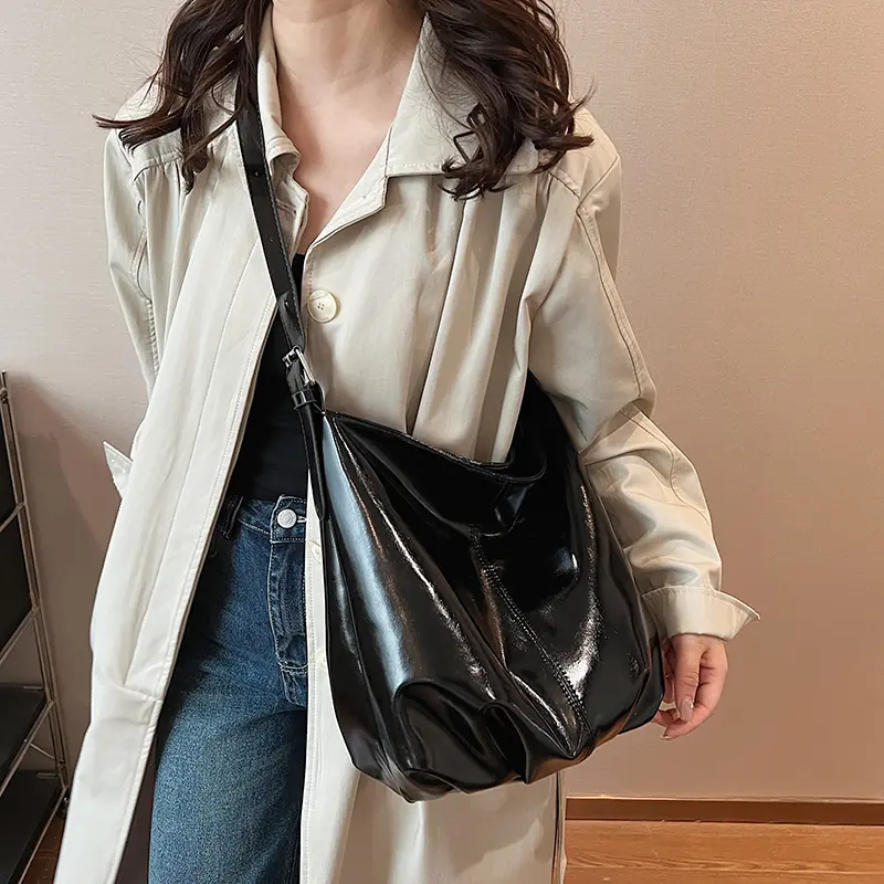 LEFTSIDE Small PU Leather Shoulder Bags for Women Bucket Crossbody Bag 2025 Winter Luxury Designer New Purses and Handbags