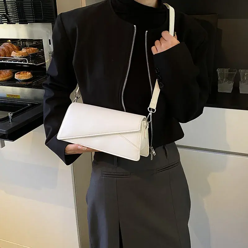 LEFTSIDE Small PU Leather Flap Shoulder Bag for Women 2024 Winter New Trend Y2K Handbags and Purses Females Crossbody Bags