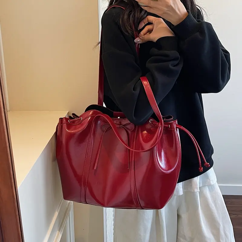 LEFTSIDE 2025 PU Leather Luxury Design Tote Bag Female Underarm Bag Female Handbags Retro Winter Trendy Underarm Shoulder Bag