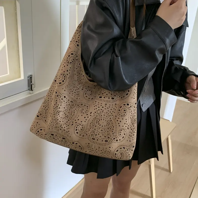 LEFTSIDE Women's Pu Leather Shoulder Bag 2025 Winter New Fashion Retro Hollow-out Hobo Bag Luxury Brand Designer Handbags