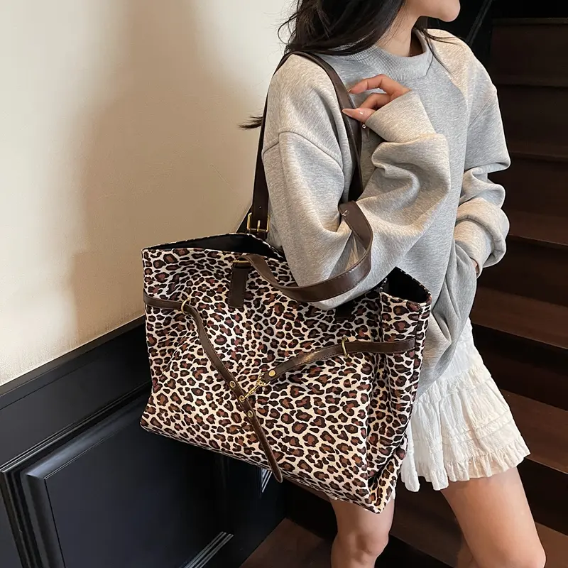 LEFTSIDE Women's Soft Large Capacity Leopard Shopper Shopping Bag 2025 New Travel Casual Shoulder Bag Handbags and Purses