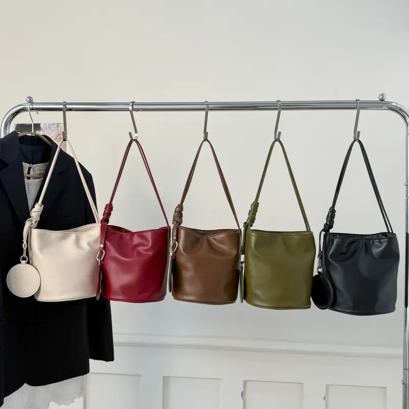 LEFTSIDE Retro Small Green Bucket Bag 2025 New Trendy Shoulder Bag Fashion Luxury Crossbody Bag Females Handbags and Purses