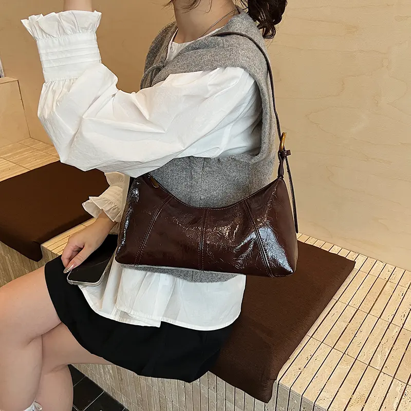 LEFTSIDE Retro Small Splicing Leather Underarm Bag 2025 New Trendy Shoulder Bag Fashion Crossbody Bag Females Luxury Handbags