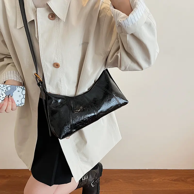 LEFTSIDE Retro Small Splicing Leather Underarm Bag 2025 New Trendy Shoulder Bag Fashion Crossbody Bag Females Luxury Handbags