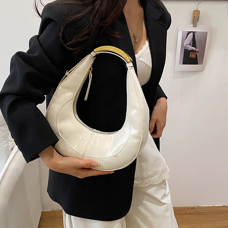 LEFTSIDE Retro Small Splicing Leather Saddle Bag 2025 New Trendy Shoulder Bag Fashion Underarm Bag Females Luxury Handbags