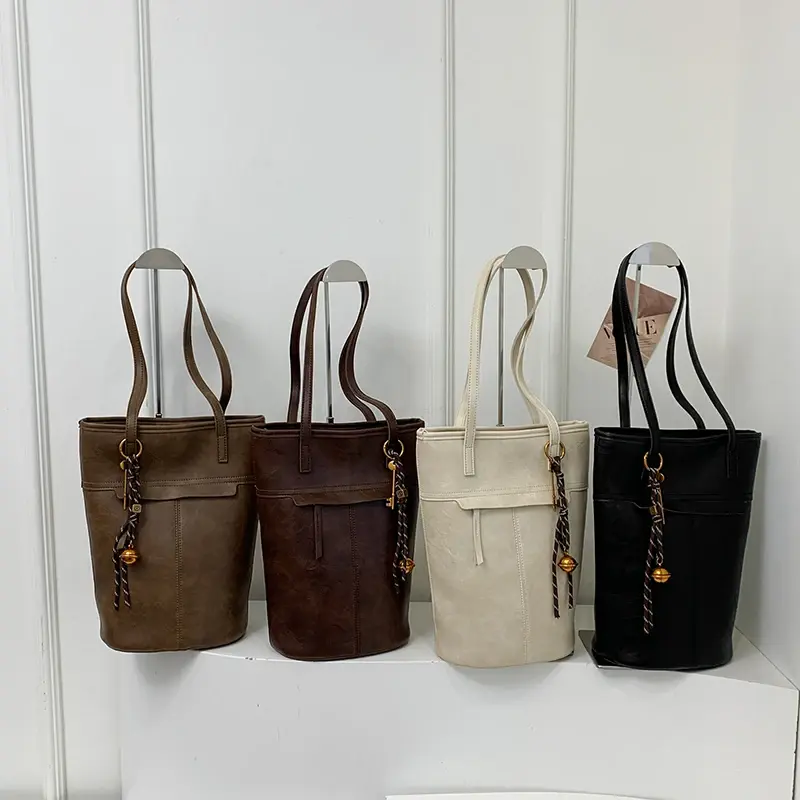 LEFTSIDE PU Leather Retro Tote Bag for Women 2024 Winter Trend New Fashion Y2K Handbags Females Travel Underarm Shoulder Bags