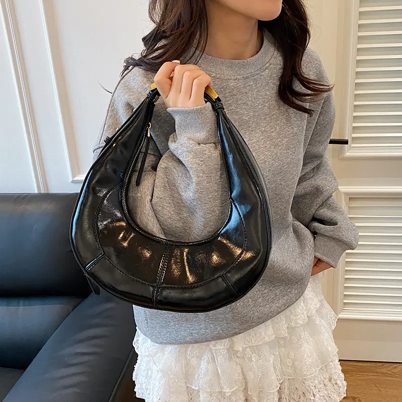 LEFTSIDE Retro Small Splicing Leather Saddle Bag 2025 New Trendy Shoulder Bag Fashion Underarm Bag Females Luxury Handbags