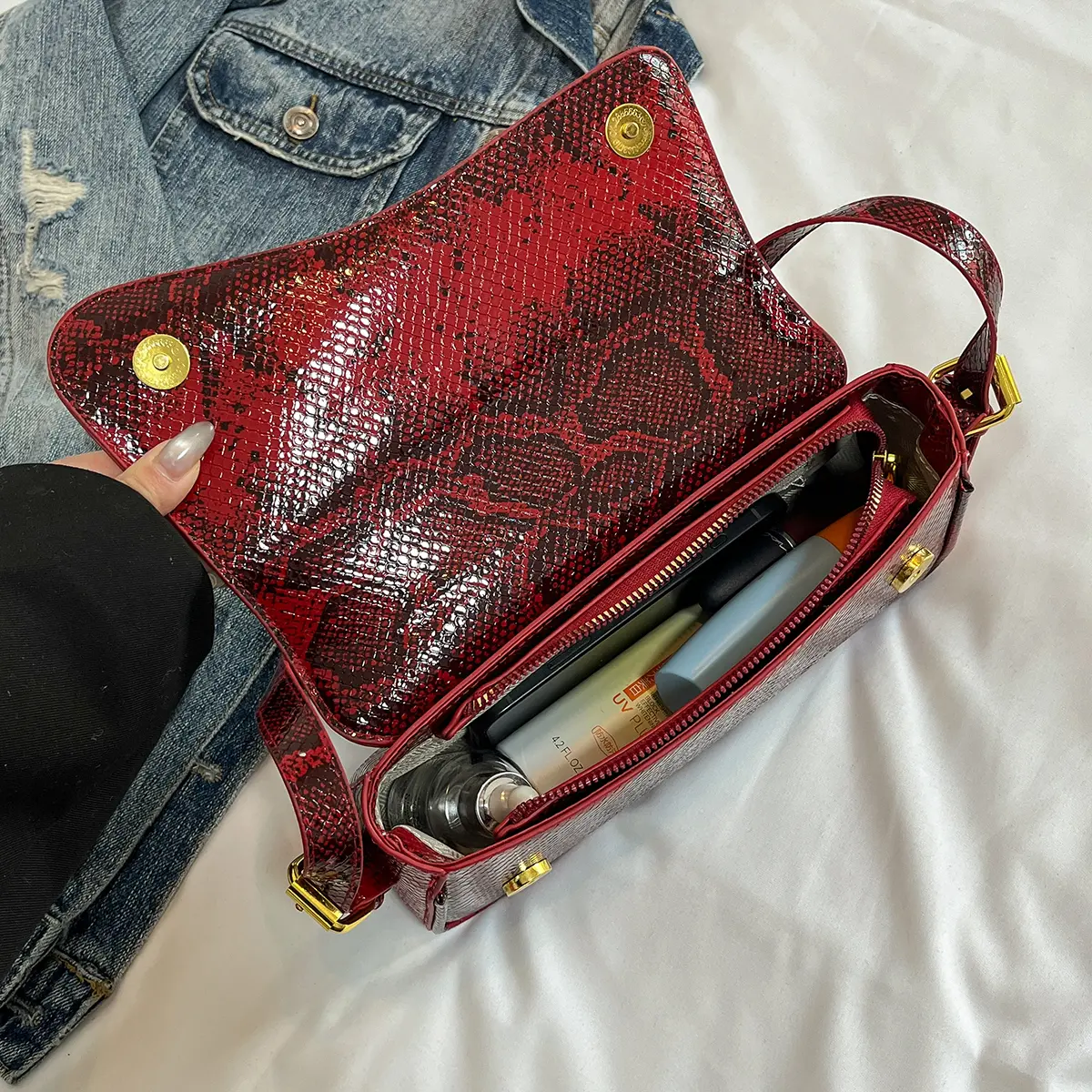 LEFTSIDE Small PU Leather Crossbody Bags for Women 2025 New Luxury Korean Fashion Serpentine Handbags and Purses Shoulder Bag