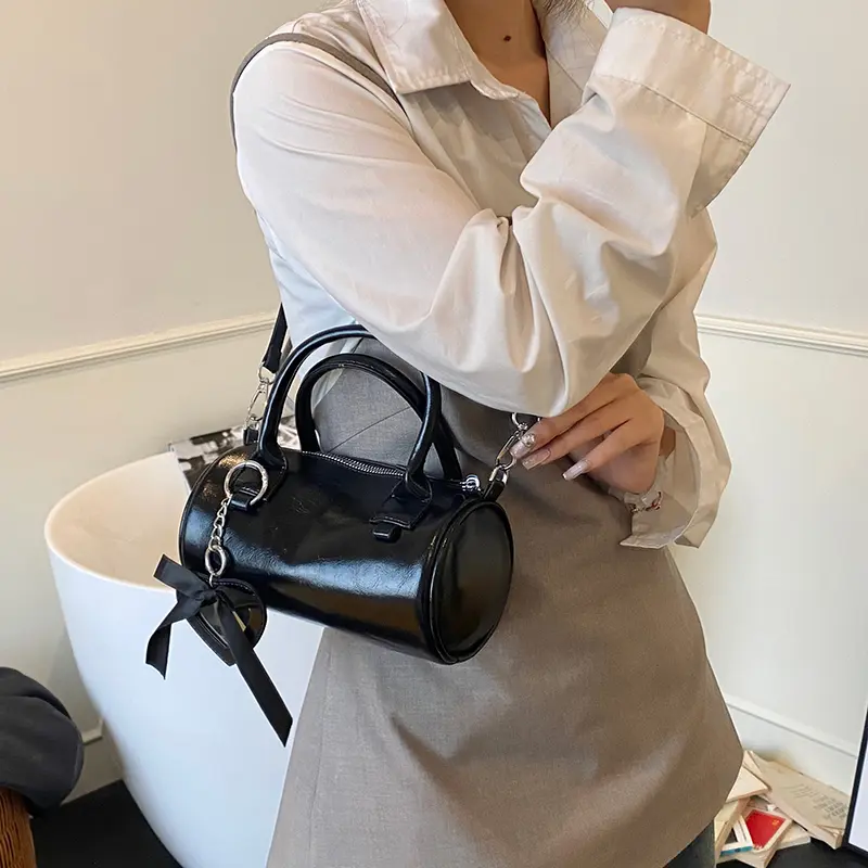 LEFTSIDE Retro Small Bucket Crossbody Bags for Women PU Leather Shoulder Bag 2025 Luxury Designer Green Purses and Handbags