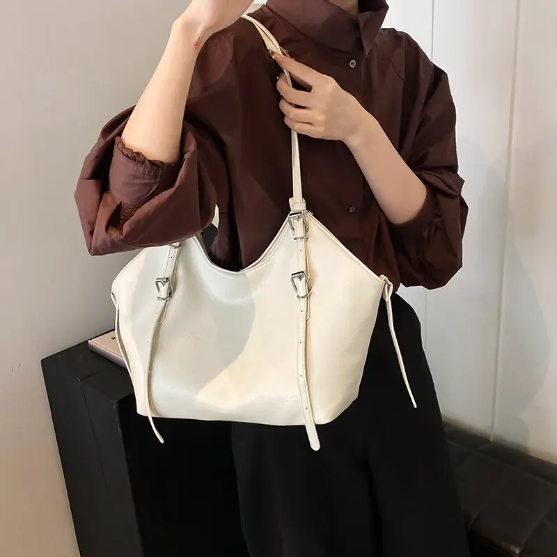 LEFTSIDE Large Pu Leather Shoulder Bags For Women 2025 Winter Y2K Korean Fashion Trend Female Tote Bag Lady Handbags And Purses