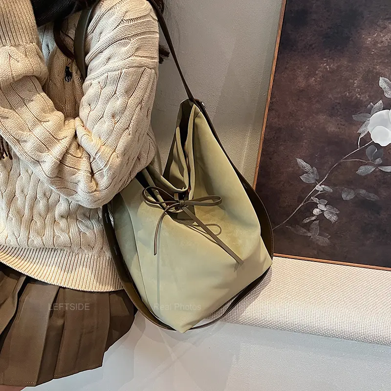 LEFTSIDE Women's Faux Suede Bucket Bag 2025 Winter New Retro Shoulder Bag Luxury Designer Crossbody Bag Handbags and Purses