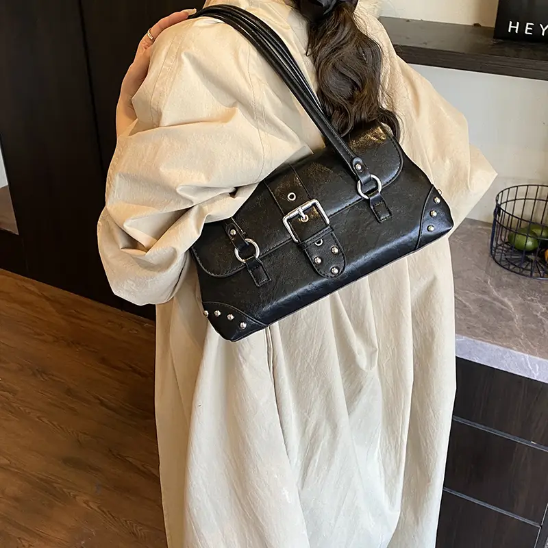 LEFTSIDE Rivets Design PU Leather Shoulder Bag for Women 2025 Winter Luxury Lady New Designer Underarm Bags Handbags and Purses