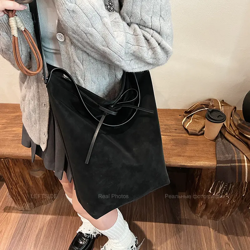 LEFTSIDE Women's Faux Suede Bucket Bag 2025 Winter New Retro Shoulder Bag Luxury Designer Crossbody Bag Handbags and Purses