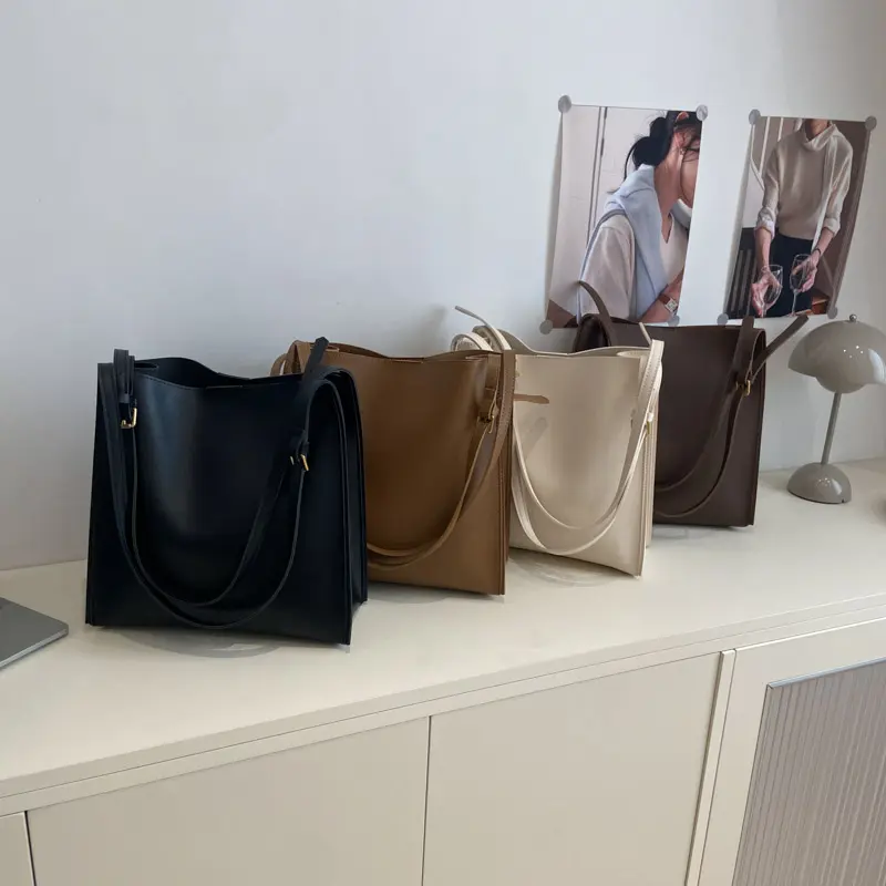 LEFTSIDE Small PU Leather Shoulder Bag 2025 New Y2K Women Hand Bag Y2k Females Simple Handbags and Purses Fashion Tote Bag