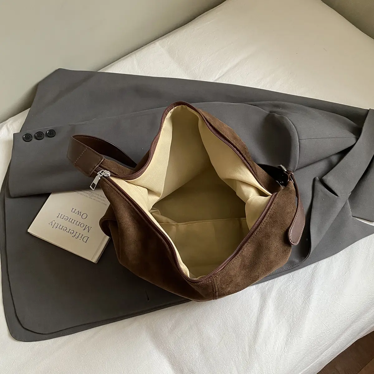LEFTSIDE Women PU Suede Shoulder Bag 2025 Winter Retro Soft Hobo Bag Luxury Designer New Trend Brand Handbags and Purses