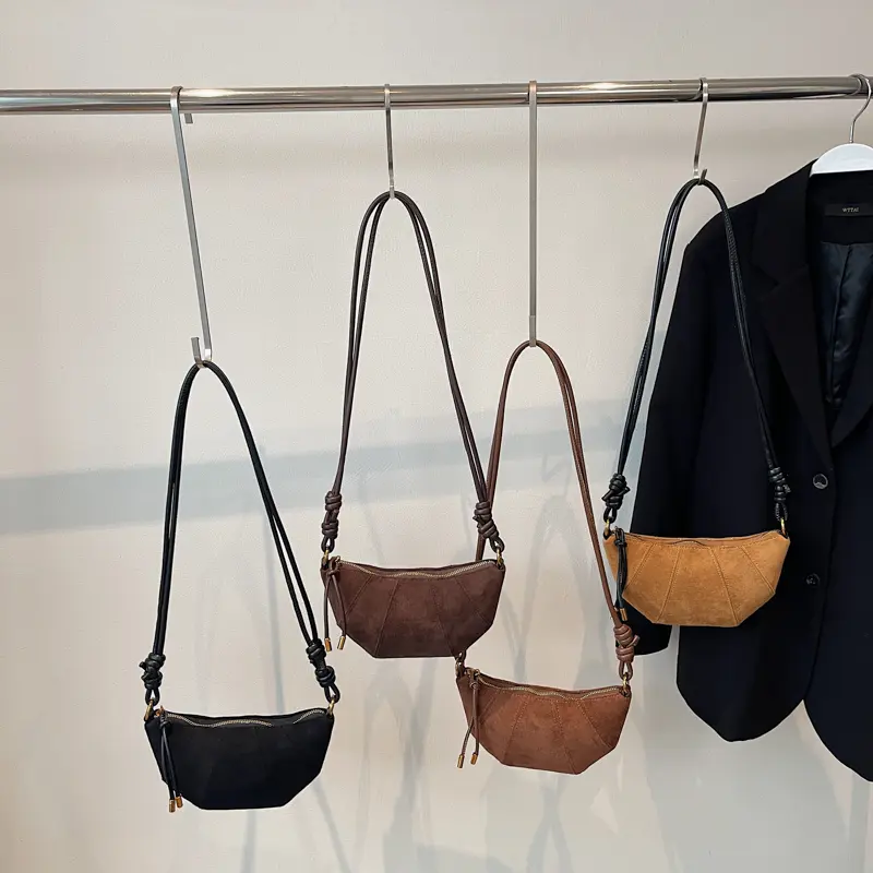 LEFTSIDE Retro Small Splicing Leather Simple Shoulder Bag 2025 Trendy Winter Crossbody Bag Females Luxury Handbags and Purses