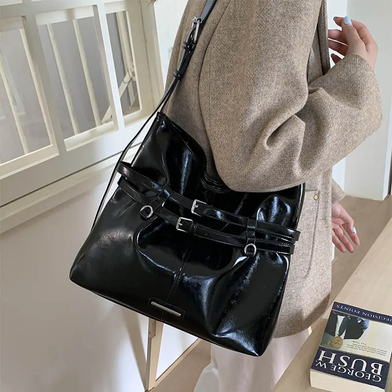 LEFTSIDE PU Leather Shoulder Bags for Women 2025 Luxury Designer Tote Bag Females Underarm Bag Fashion Handbags and Purses