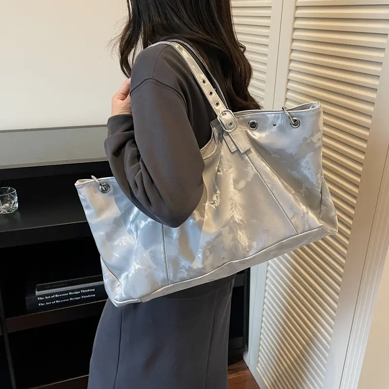 LEFTSIDE Women Large Capacity PU Leather Shoulder Bag 2025 Winter Fashion Retro Underarm Tote Bag Luxury Brand Designer Handbags