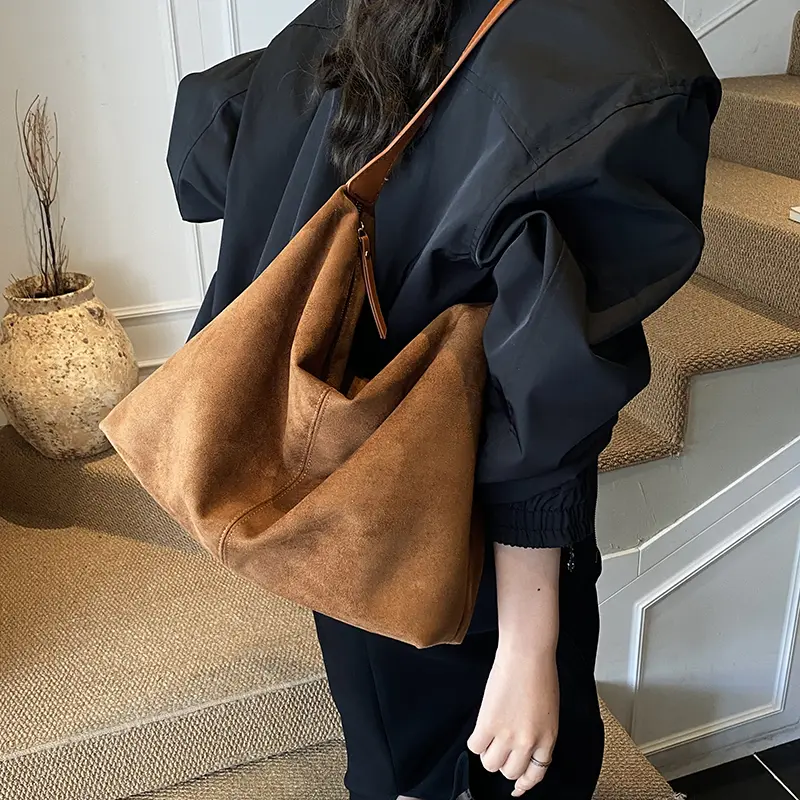 LEFTSIDE Women PU Suede Large Capacity Shoulder Bag 2025 Winter Retro New Trend Hobo Bag Luxury Designer Handbags and Purses