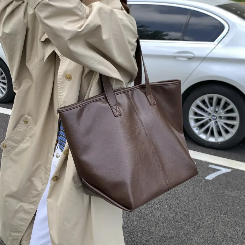 LEFTSIDE PU Leather Shoulder Bags for Women 2025 Luxury Designer Tote Bag Females Fashion Underarm Bags Handbags and Purses