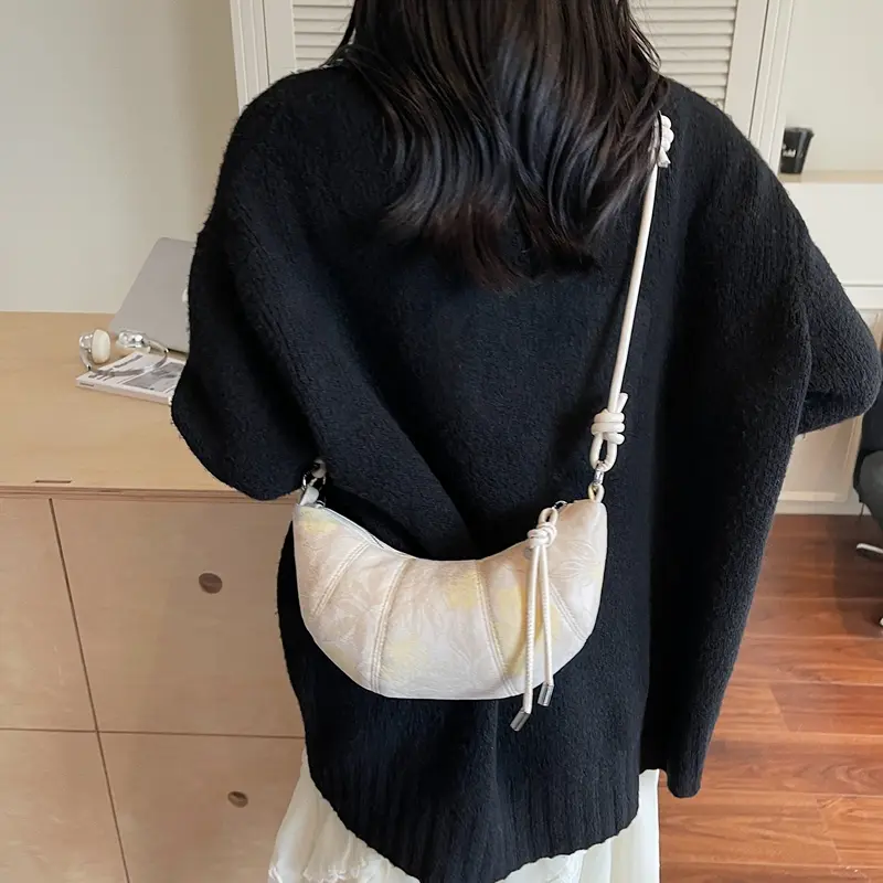 LEFTSIDE Retro Small Splicing Leather Flower Saddle Bag 2025 Trendy Shoulder Bag Fashion Crossbody Bag Females Luxury Handbags