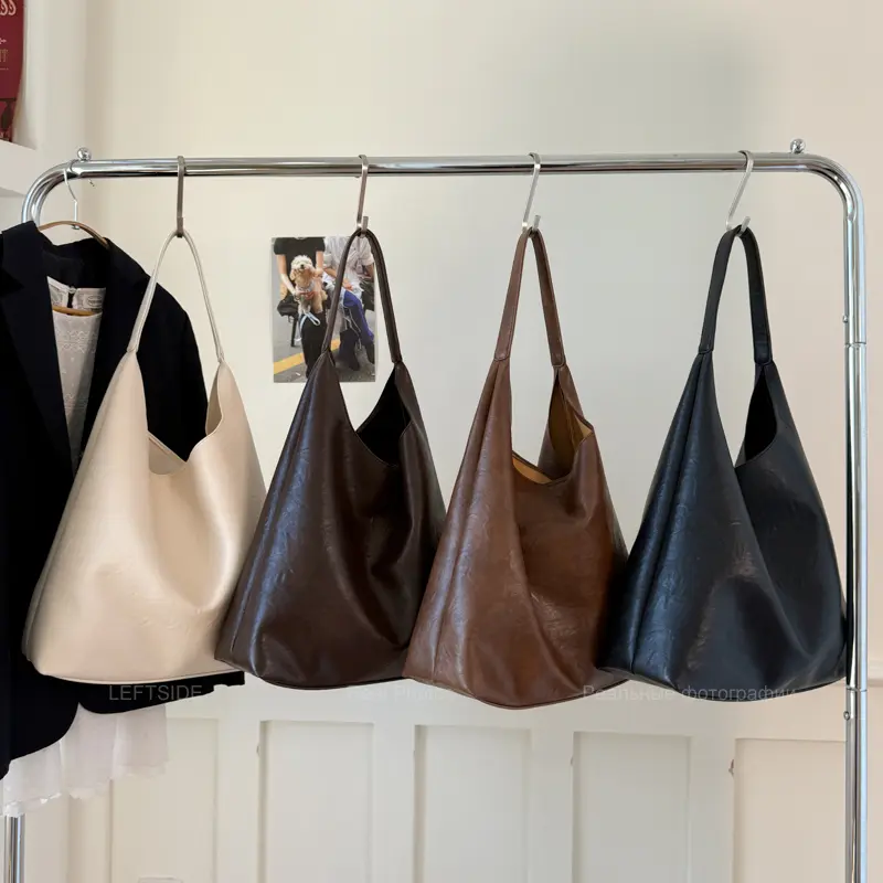 LEFTSIDE Design PU Leather Hobo Underarm Bags Lady Winter Retro Shoulder Bag for Women 2025 New Luxury Solid Color Handbags