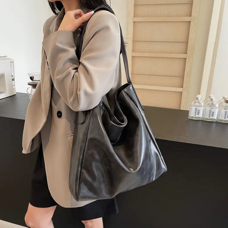 LEFTSIDE Women High Capacity Soft Cloth Shoulder Bag 2025 Winter New Fashion Retro Hobo Bag Luxury Brand Designer Handbags