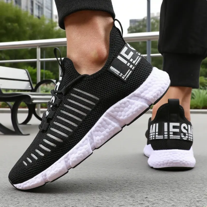 Chic Men's Mesh Running Shoes 2025 Breathable Lightweight Athletic Sneakers Fashion Casual Lace Up Sports Shoe Tenis Para Hombre