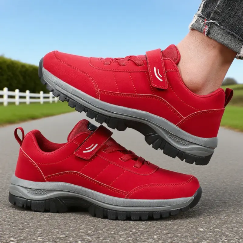 Fashion 2025 Men's Outdoor Hiking Shoes Non - Slip Breathable Comfortable Walking Men Sneakers Hot Sale Trainers Tenis Masculino