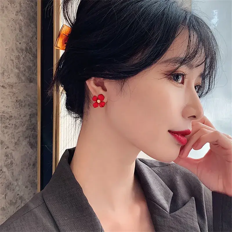 1 Pair New Flower Stud Earrings Red Petal Earring for Woman Korean Fashion Weddings Party Jewelry Accessories Gift