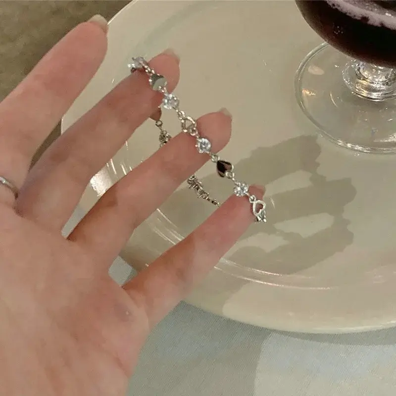 Fashion Zircon Heart Link Ins Bracelet for Women Sweet Girls Korean Hollow Out Y2K Butterfly Chain Bracelet Party Jewelry Gifts