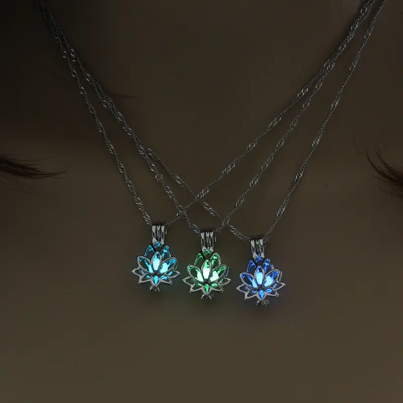 Fashion Luminous Glowing in The Dark Moon Lotus Flower Shaped Pendant Necklace for Women Yoga Prayer Buddhism Hollow Out Jewelry