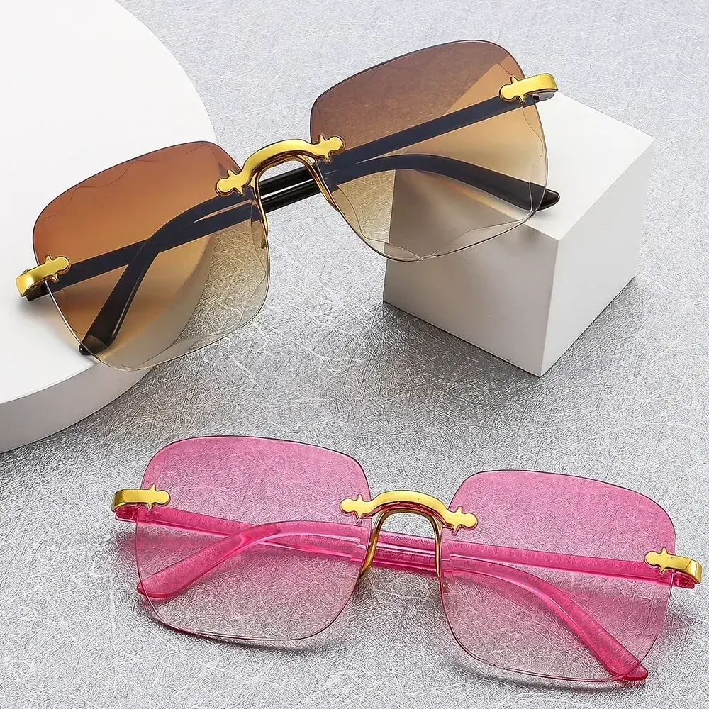 New Luxury Sunglasses Europe United States Rimless Big Square Fashion Glasses Ladies Street Shoot Catwalk UV Resistant Glasses